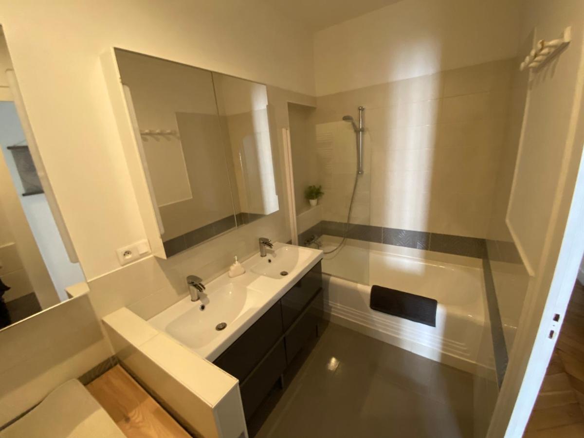 Beautiful 3Br Apt In Lyon Center ภายนอก รูปภาพ